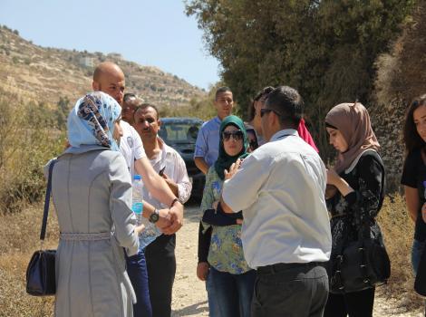 Pal Vision & Burj Al-Luqluq Organize a Tour to Halhul