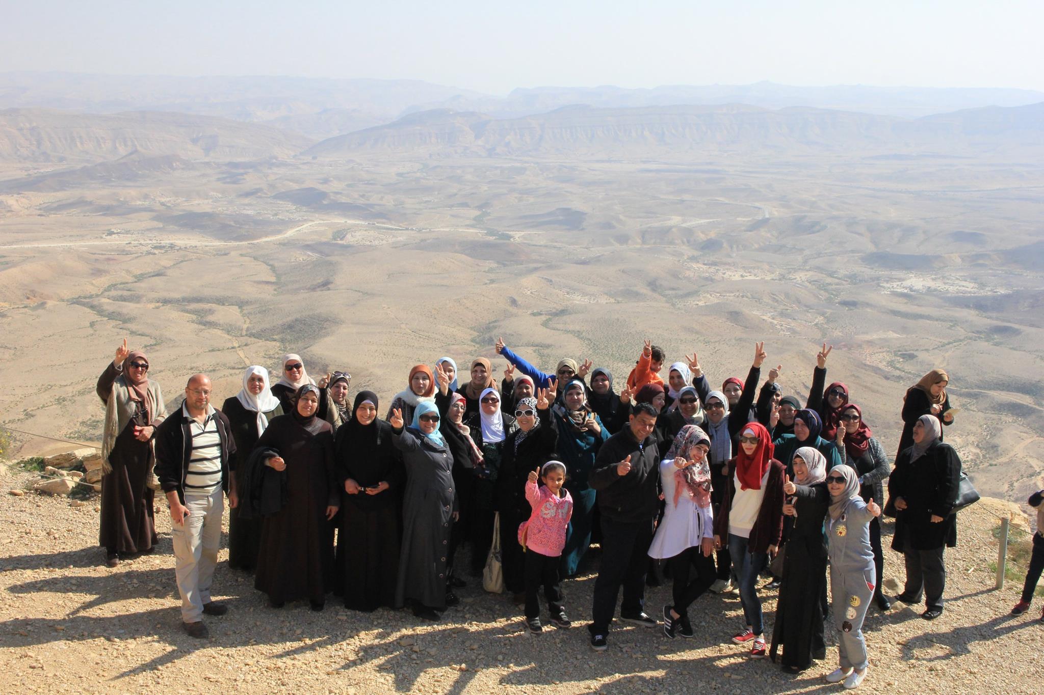 Burj Al-Luqluq Social Center Society Organizes a Trip to Al-Naqab